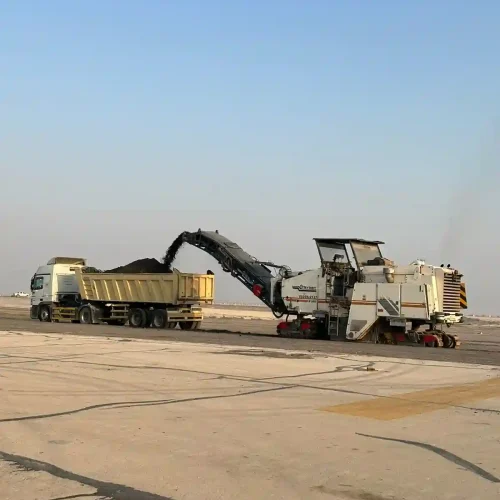 اعمال قشط مطار الملك فهد الدولي